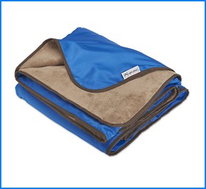 XL Plush Fleece Outdoor Stadium Rainproof and Windproof Picnic Blanket