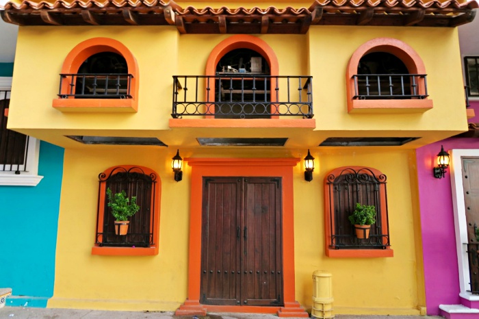 colorful building in vallarta