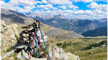 The 9 Best Hiking Poles to Support You | 2019